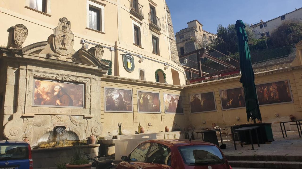 B&B San Giacomo Паола Екстериор снимка